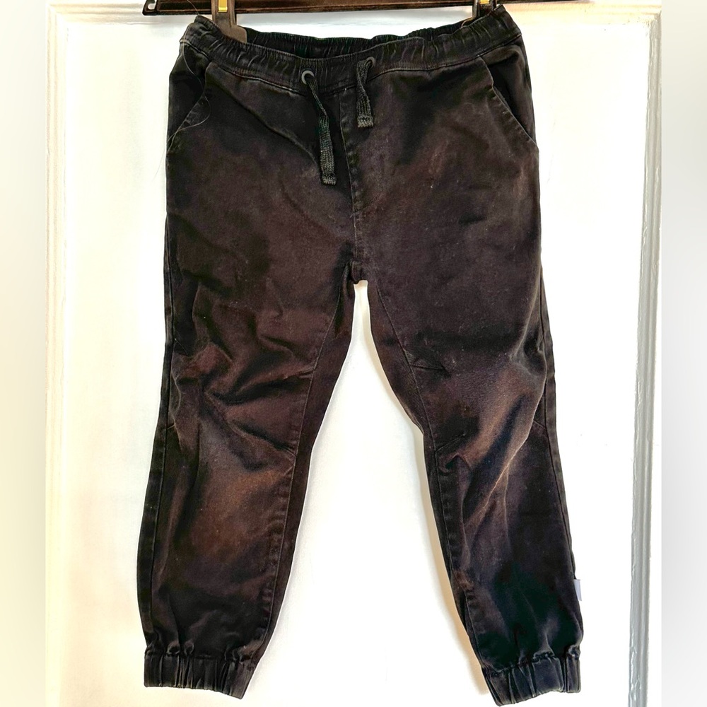 Giggle black joggers 6X